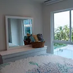 Apartamento frente al mar
